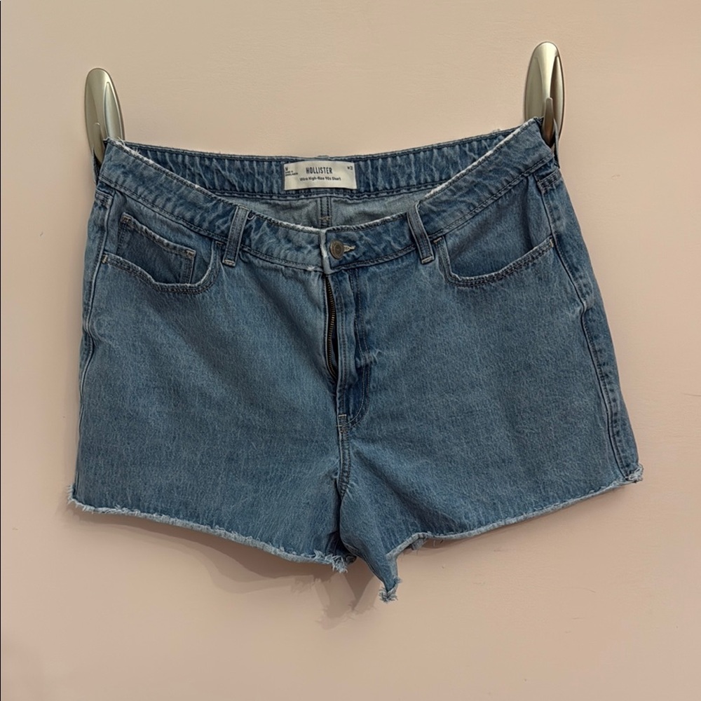 Hollister Light Blue Jean ultra High-rise 90s Shorts